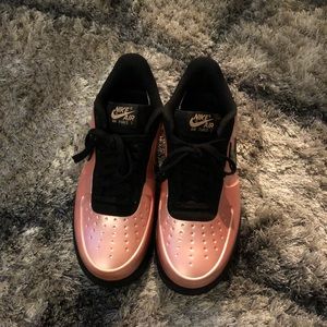 Nike Air Force One Foamposite pink pearl